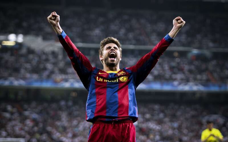 hậu vệ barca